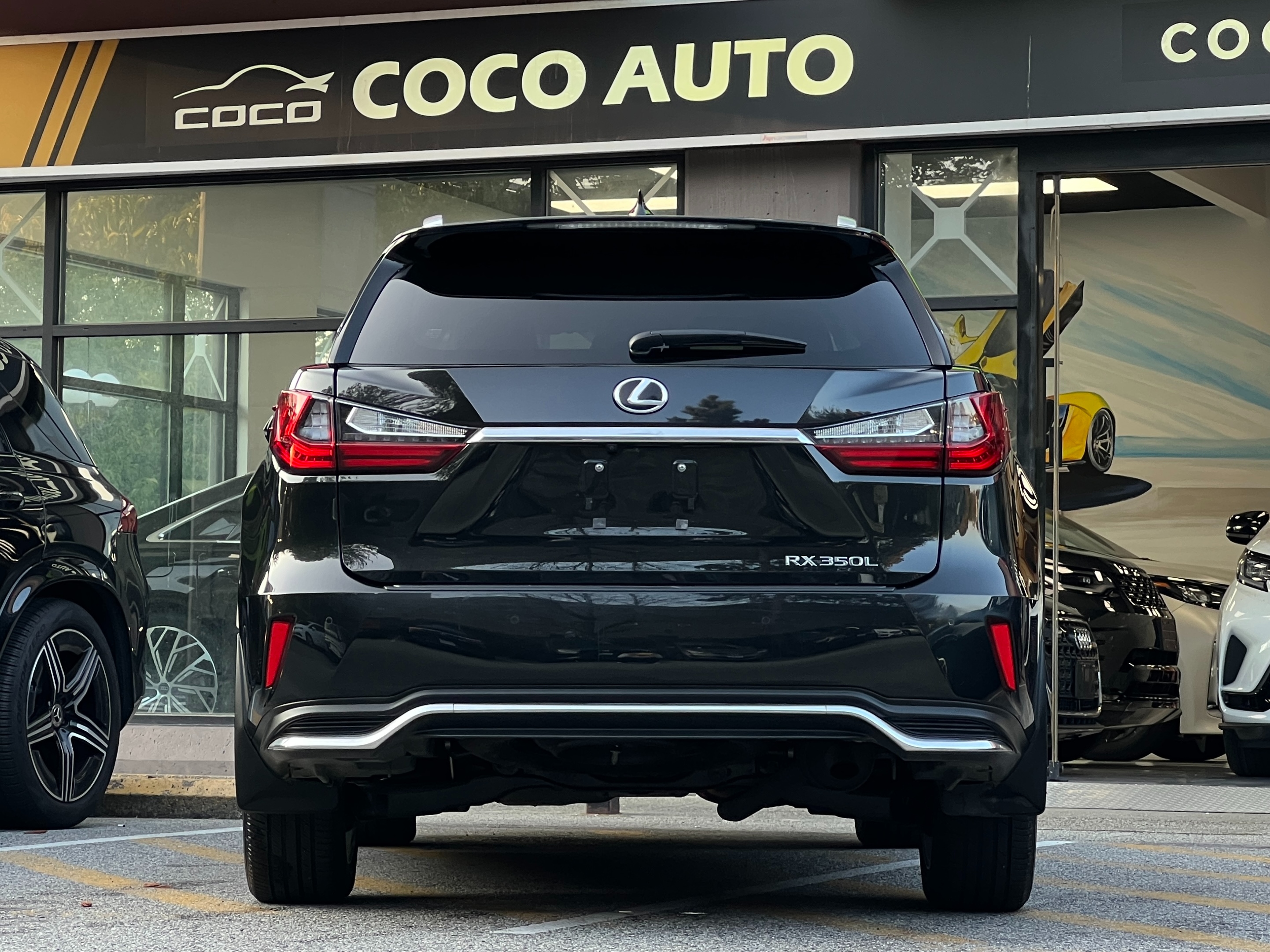 2018 Lexus RX350L | No accident  - Image 5